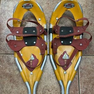 Red Feather Youth Snow Shoes